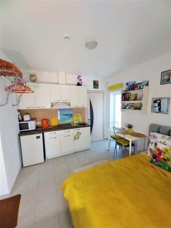 Geltoni Apartamentai Palanga Dış mekan fotoğraf
