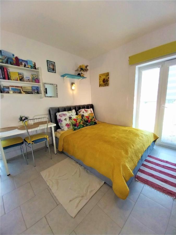 Geltoni Apartamentai Palanga Dış mekan fotoğraf