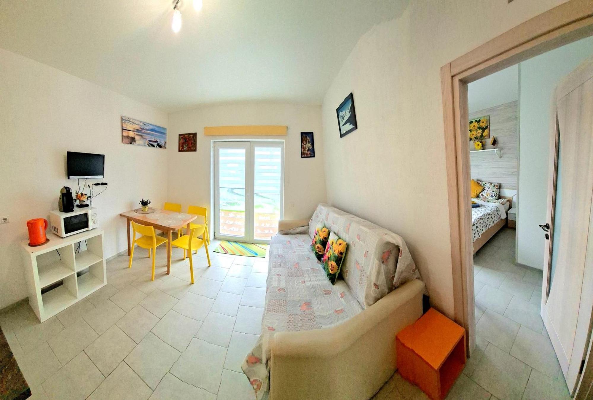 Geltoni Apartamentai Palanga Dış mekan fotoğraf